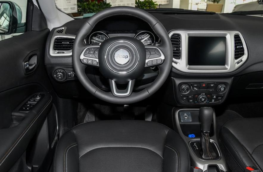 小切诺基越野性能怎么样,小切诺基越野性能