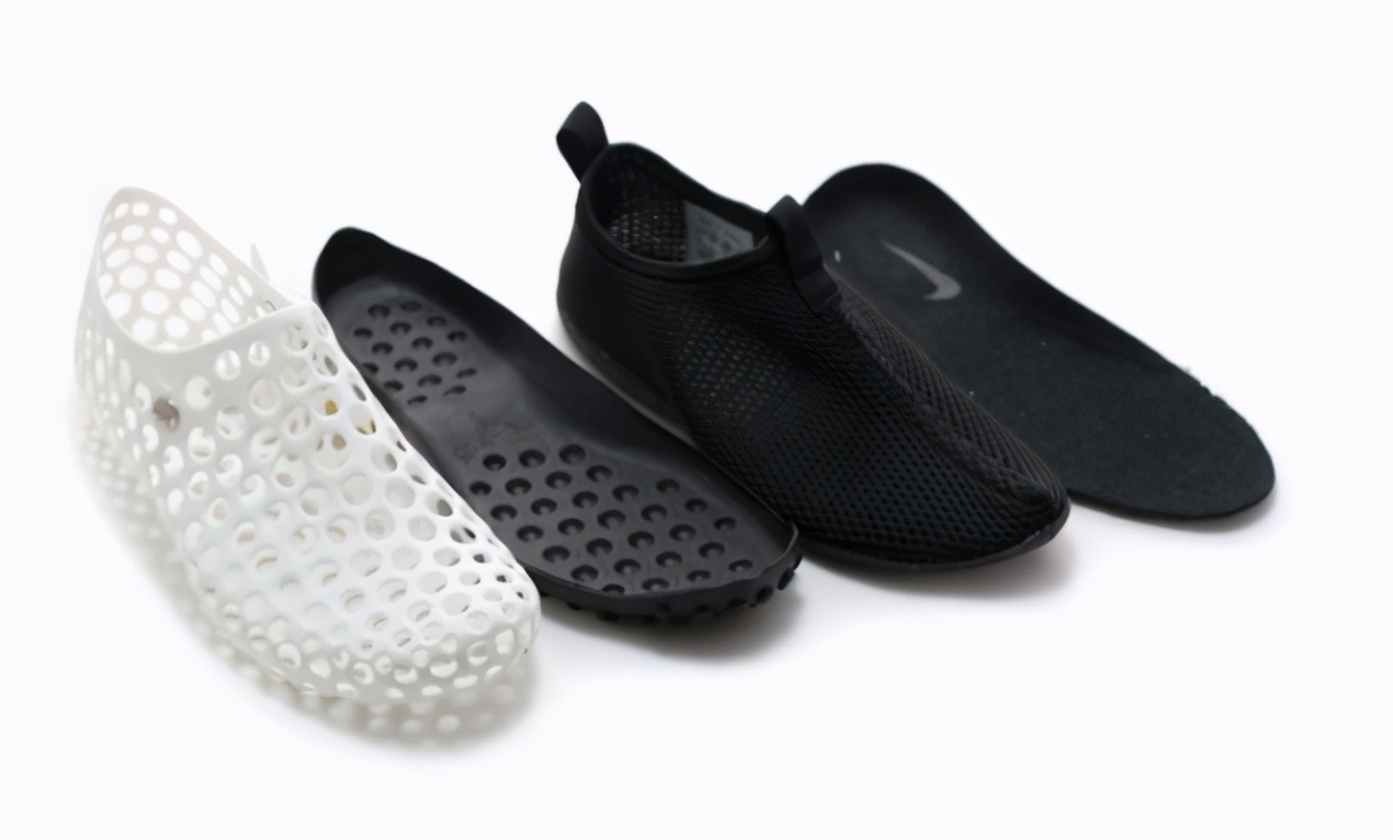 耐克脚感爆棚的鞋,耐克足力健跑步鞋