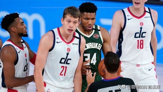 用头撞对方球员,字母哥头撞对手被驱逐