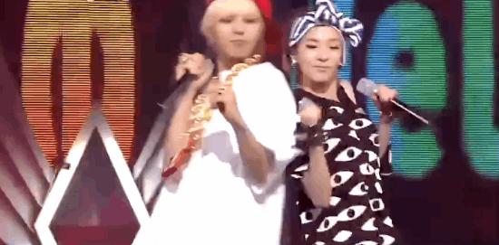 易烊千玺发型权志龙发型,权志龙易烊千玺红色