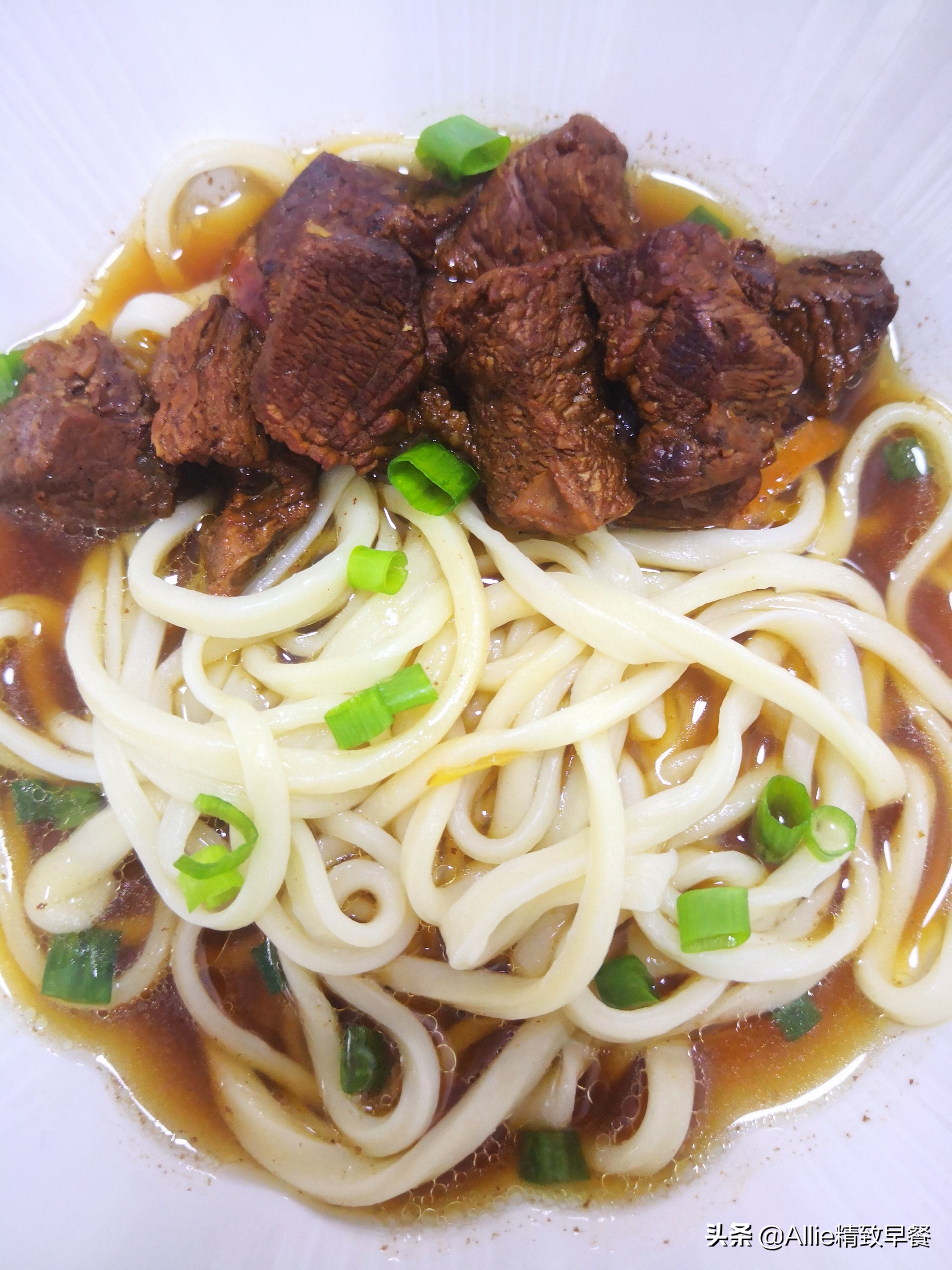 正宗牛肉拉面的做法全过程,牛肉拉面的面怎么制作