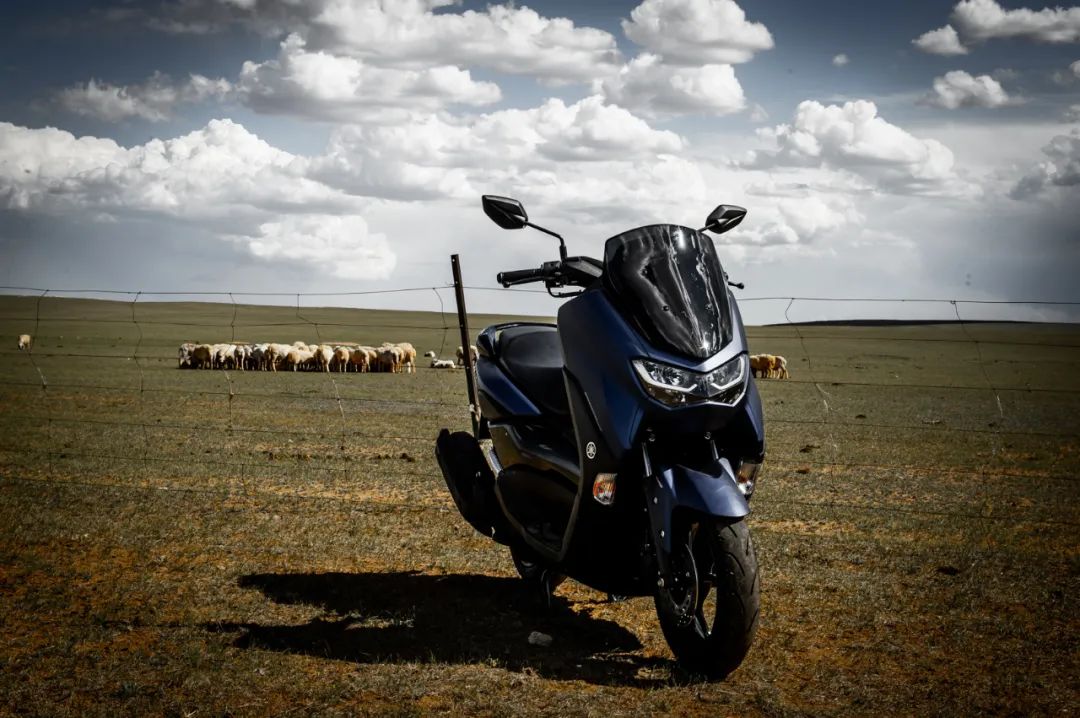 试驾雅马哈nmax150,雅马哈踏板nmax155跟pcx哪个好