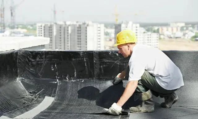 楼顶做防水涂料和防水卷材哪个好,楼顶做防水哪种防水效果好