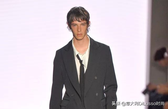 2020春夏男装周刘昊然,2023年米兰时装周