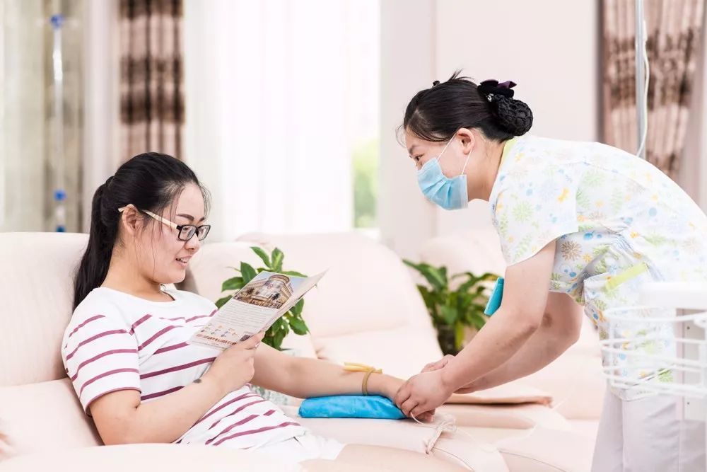 顺产宝妈产后两天中午吃什么好,产后攻略