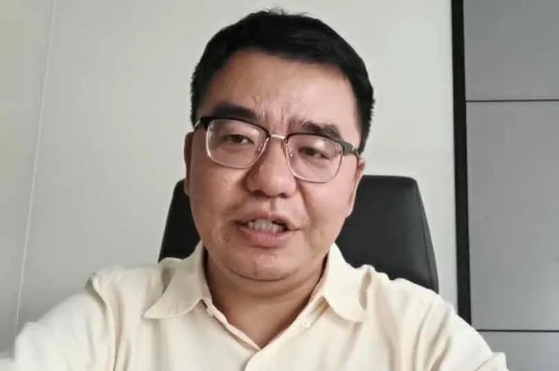 八旬老人被狗绳绊倒身亡如何避免,老人被狗绳绊倒是什么狗