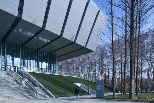 钟山之南,林泽之畔——南京理工大学体育中心