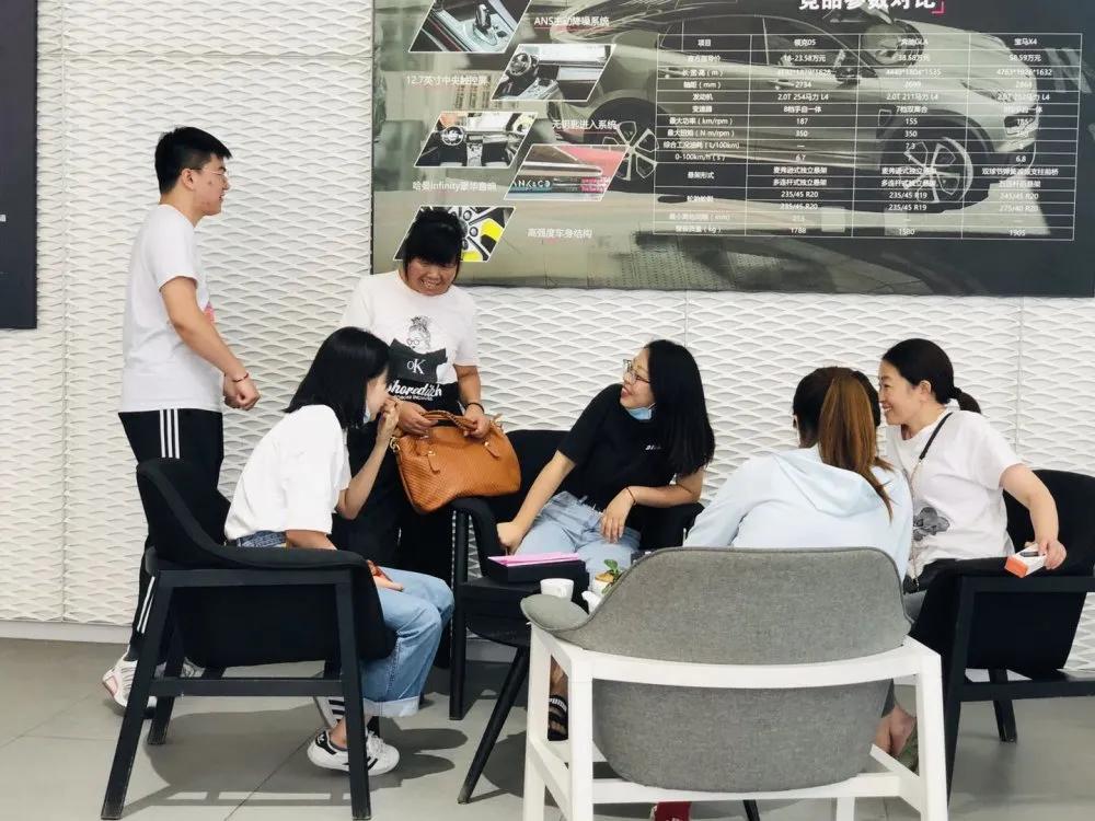 燃情high购年中狂欢 (年中狂欢燃情high购)