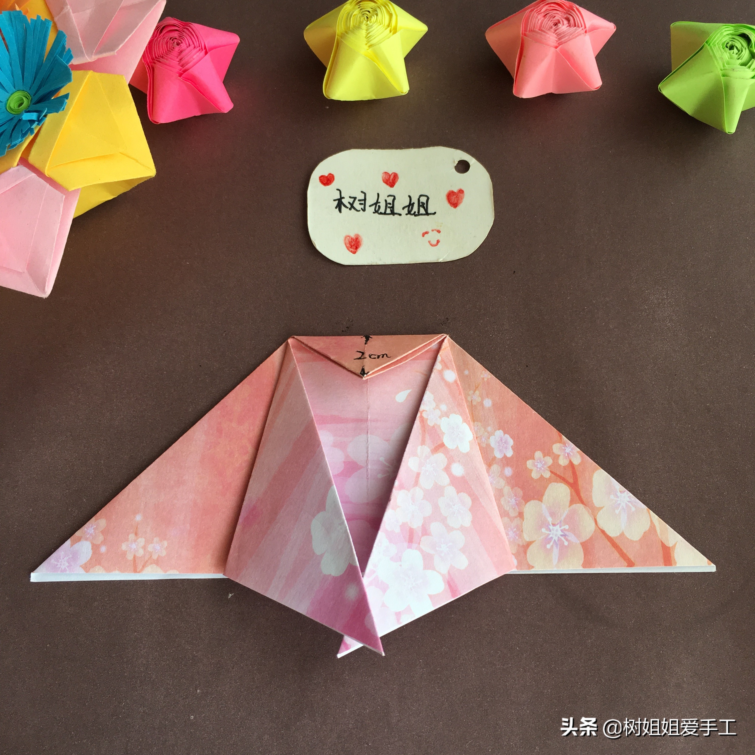 装饰花瓶折纸教程,装饰花束折纸手工