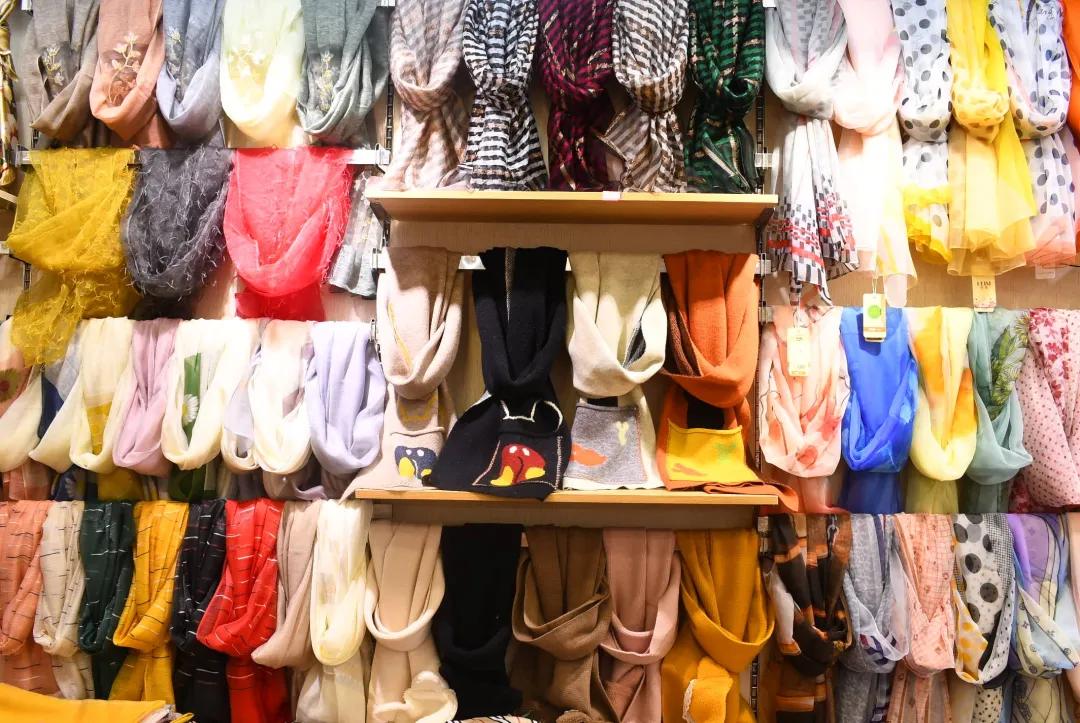 乌鲁木齐购物帽子,逛乌市