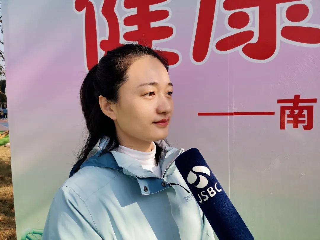 南京市浦口区凤凰幼儿园：放飞足球梦，我们都是小小足球运动员