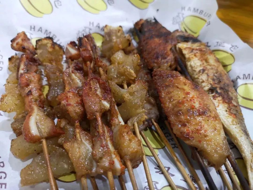 无锡小龙虾夜市,无锡小龙虾海鲜烧烤推荐