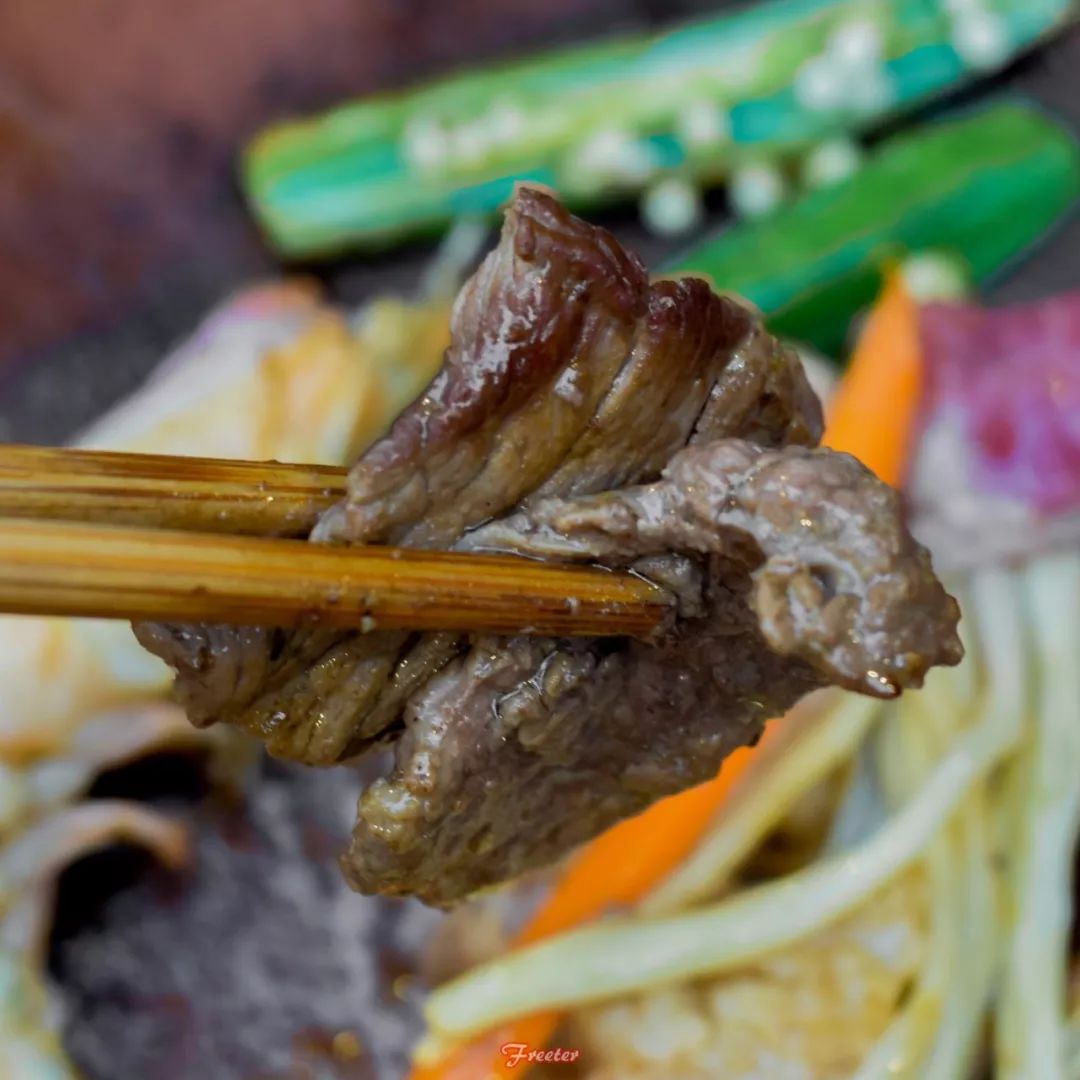 瓦片烤肉是哪里的,正宗瓦片烤肉