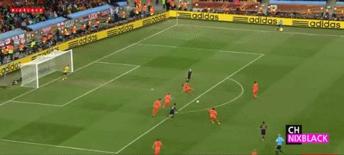 伊涅斯塔传奇照片,伊涅斯塔背影图片