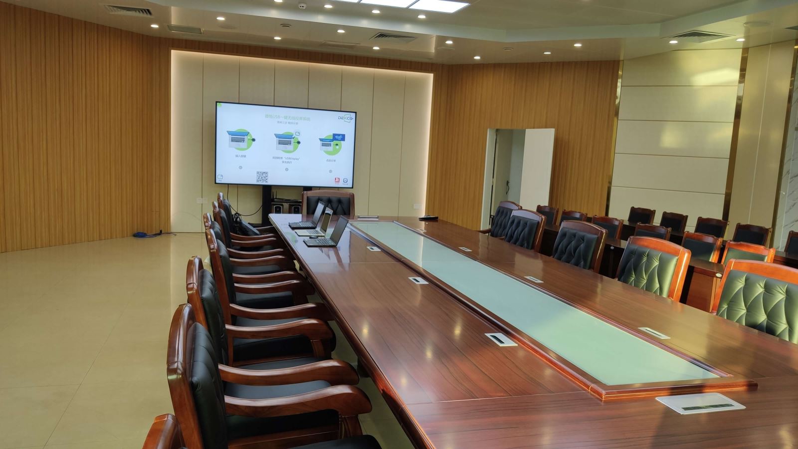 thinkpad如何连接投影,thinkpad通过哪个口连接投影仪