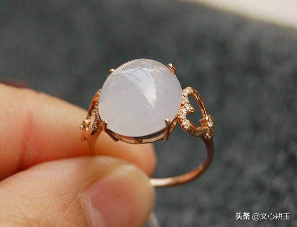 昭仪之星翡翠是帝王紫吗,世界顶级翡翠昭仪之星