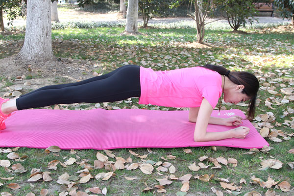 月经量少发黑两天就没了怎么回事,月经量少发黑吃什么中药能调理