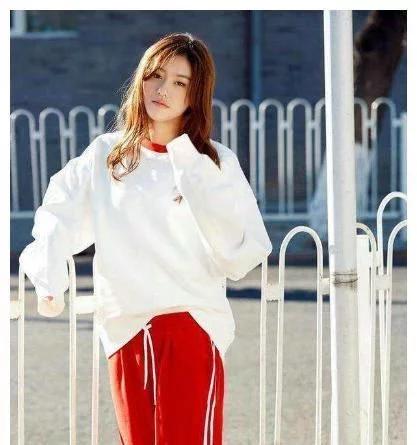 体坛第一女神潘晓婷,中国体坛十大美女刘湘