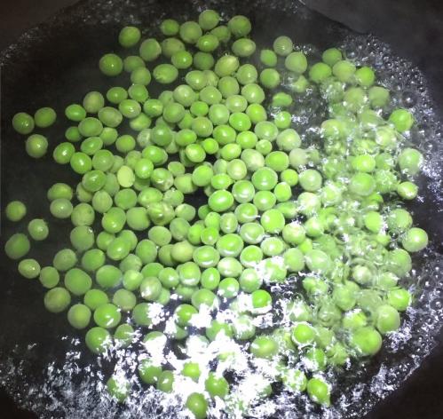 自己炒的菜吃不下去,自己炒的菜咋那么难吃