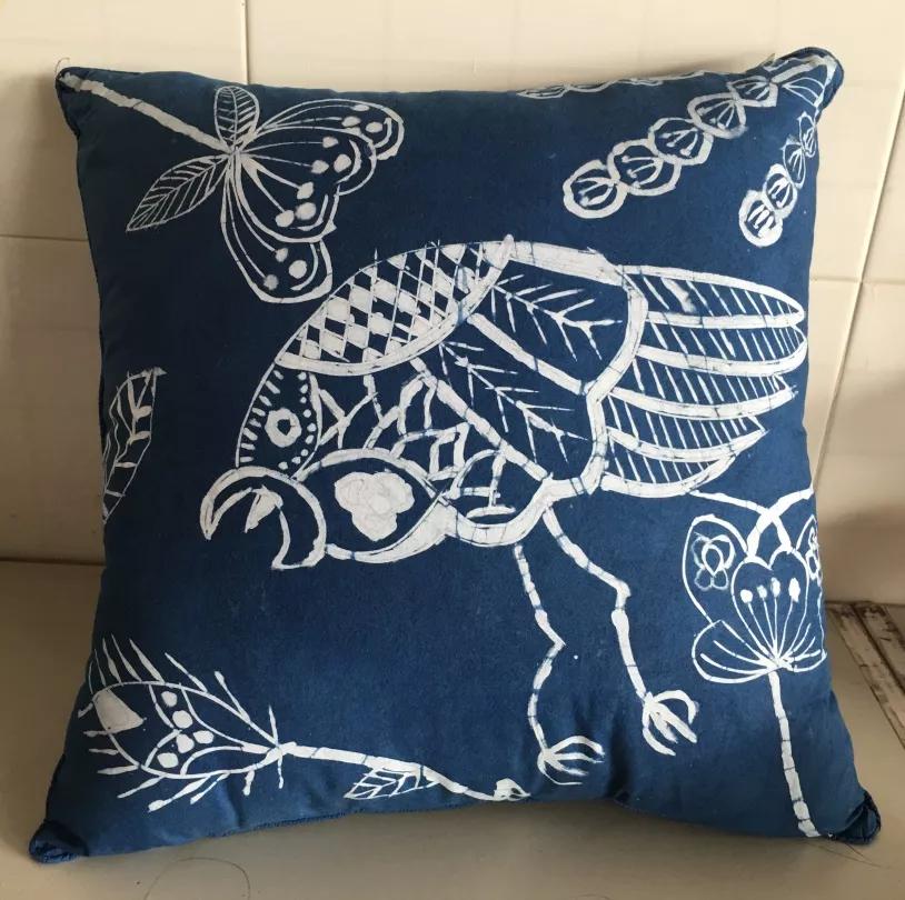 一幅新年主题画小学生,小学生新春祝福美术画