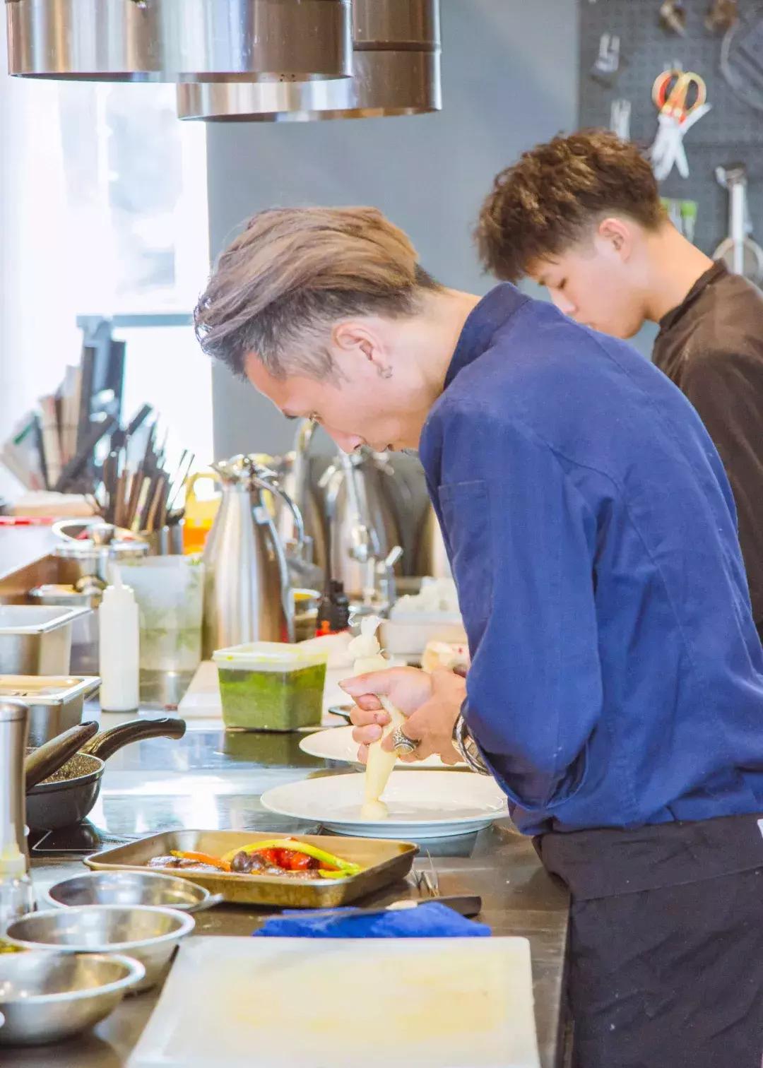 西餐界的“Chanel”！异国风味，带你见识超敢玩的食物实验所