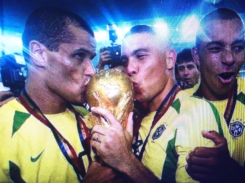 用一句话形容这场比赛世界杯,用一句话概括世界杯