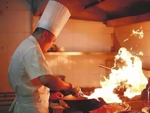 年后餐饮行业遇用工荒,年底餐饮店用工荒