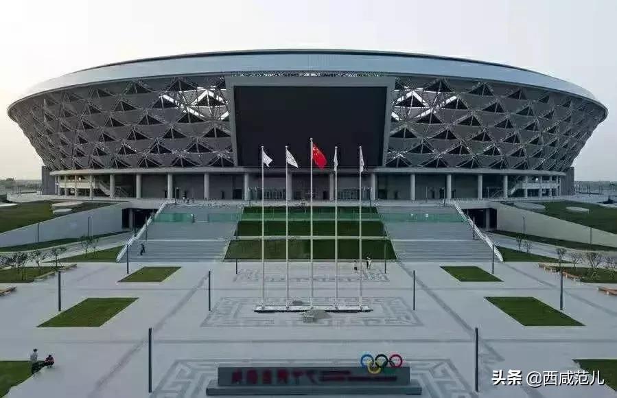 咸阳奥体中心室内运动场开放,咸阳彩虹体育馆篮球场