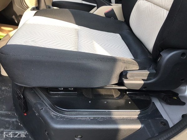 长安新豹t3微卡好还是五菱微卡好,长安新豹t3微卡是什么品牌发动机