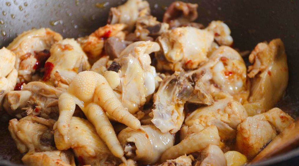 螺蛳肉跟什么烧好吃,螺蛳肉一般和什么菜搭配一起吃