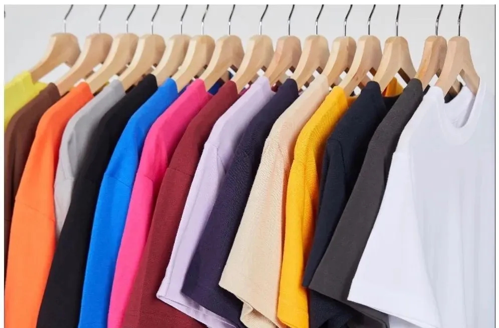 supreme白t恤有几种,15个颜色的衣服