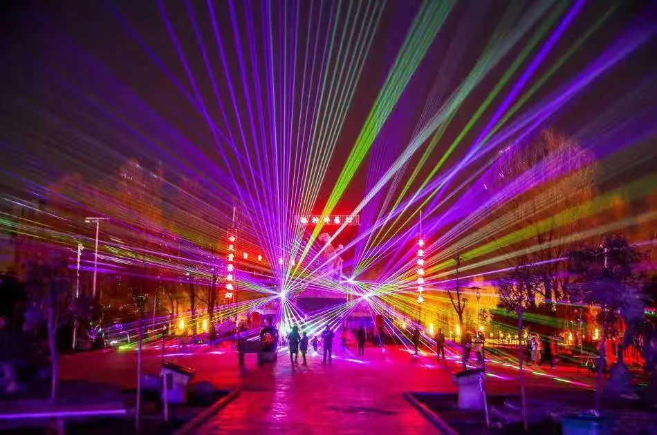 温泉灯光展,温泉灯光秀打卡点