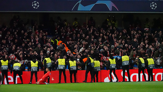 仁蜜蓝桥唱「现场直击足球回家」南大王赛后还加练太扎心