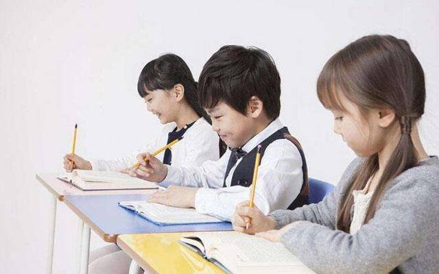 学霸演草纸和学渣的区别,学霸与学渣的草纸