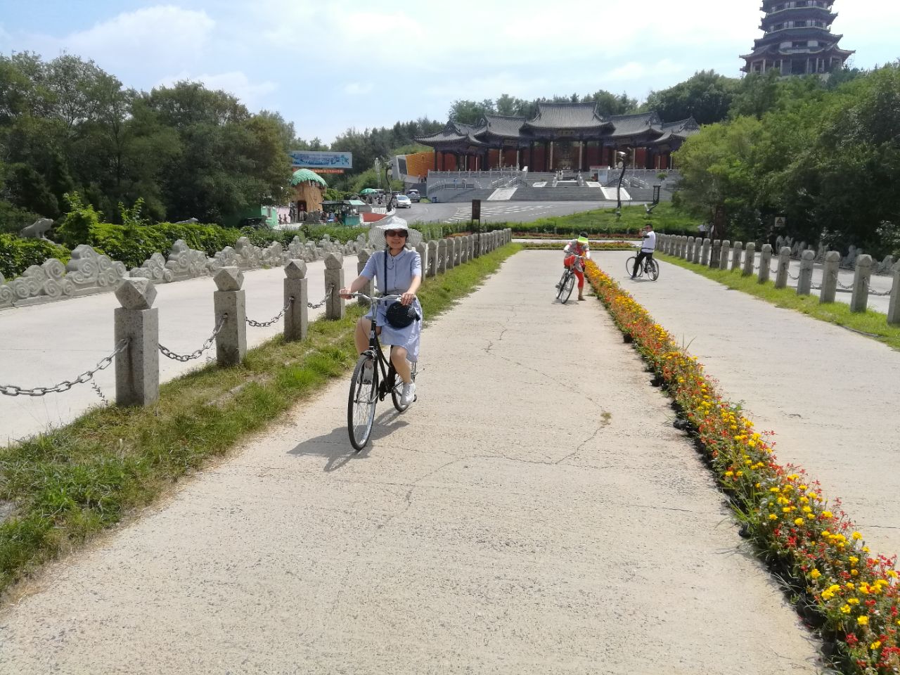 怪坡车为什么往高处滑,车往高处滑是真的吗