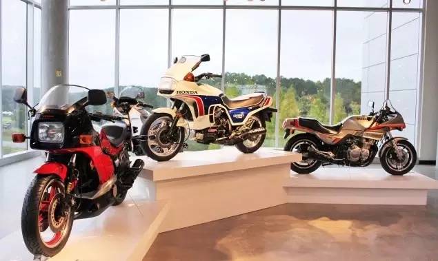 国外意大利摩托车博物馆,古典摩托车博物馆