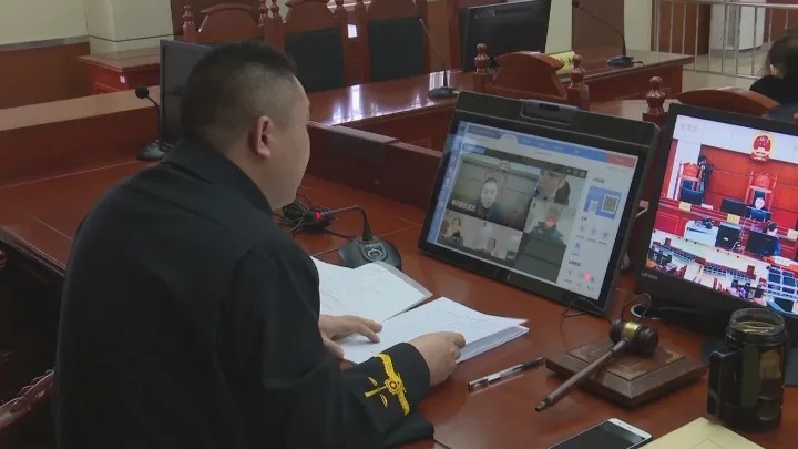 男子租豪车装大款诈骗500万终落网 (女子租豪车诈骗两千万被抓)