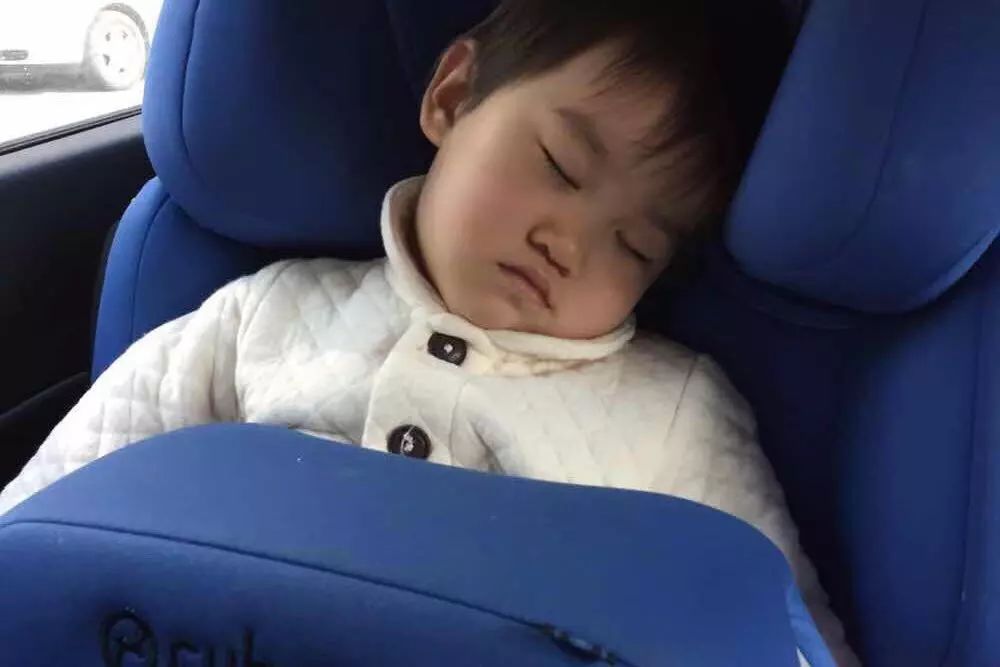 一般多大孩子需要坐安全座椅,多大孩子适合坐安全座椅