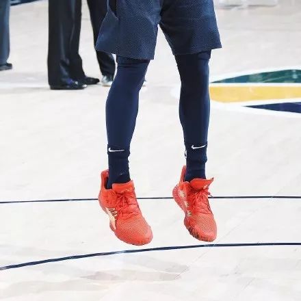 蜘蛛侠的签名鞋:AdidasTheD.O.NIssue1