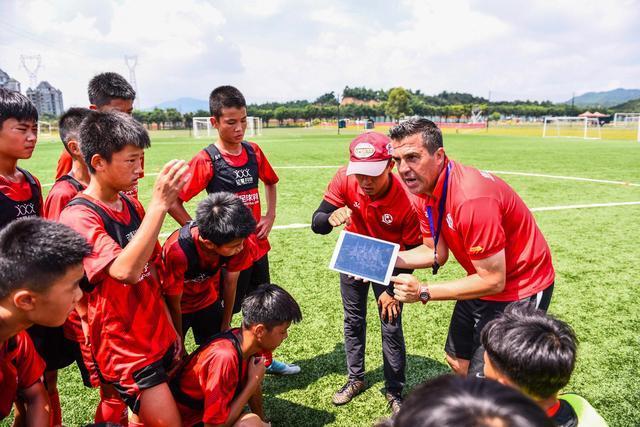 恒大足校成果,恒大足校成中国青训报告