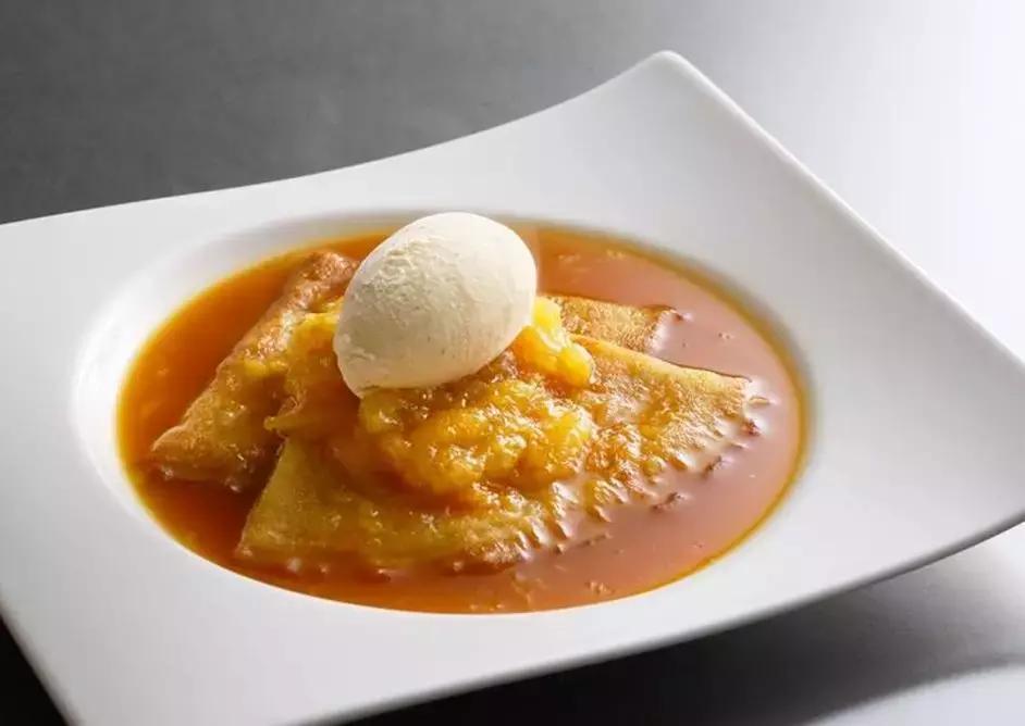 煎饼果子的远房亲戚——火焰上跳舞的可丽饼，藏着你的小确幸