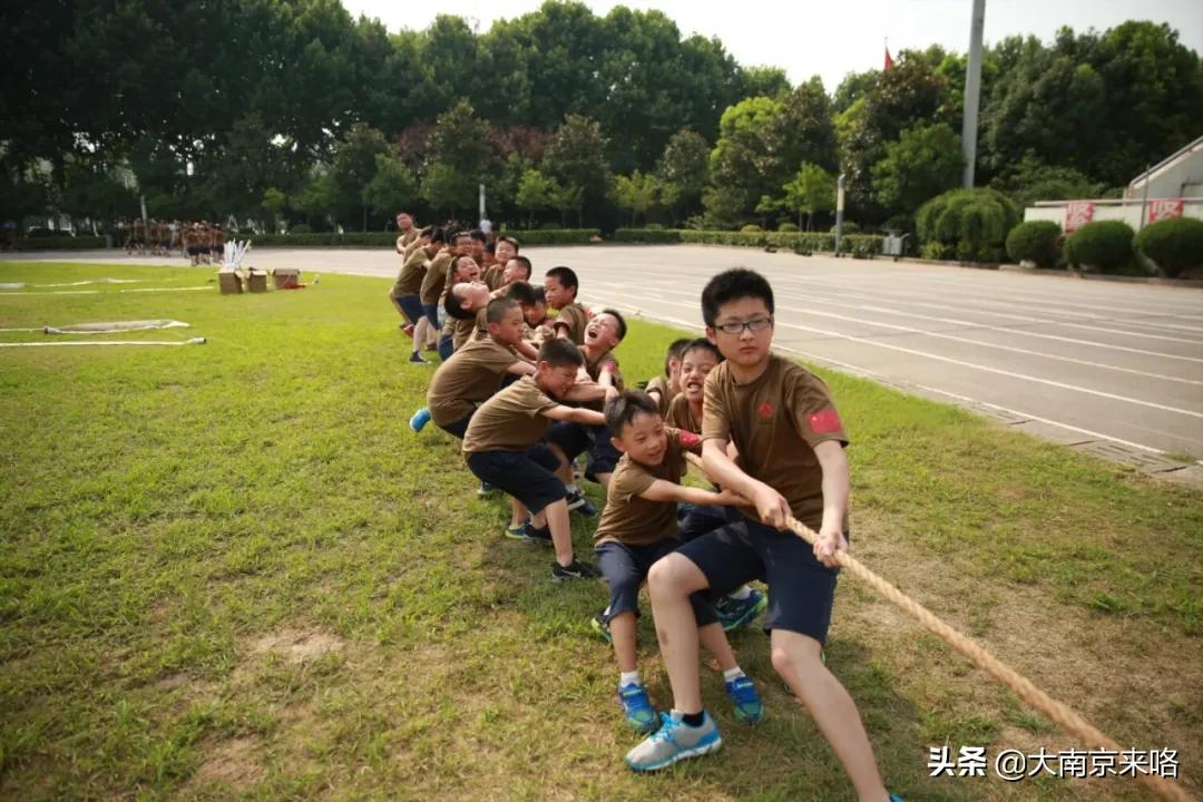 江苏教育频道特种兵军事夏令营,小小特种兵夏令营江苏广电