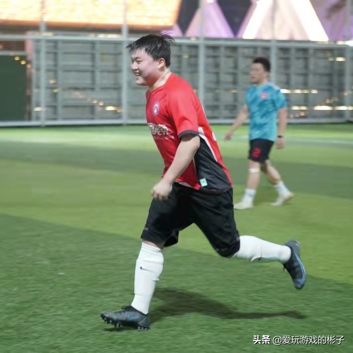 uzi复出lol,uzi被踢的时候到底有没有闪