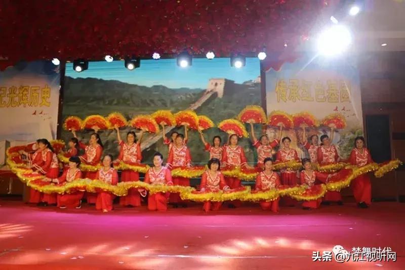 最新庆七一广场舞,庆七一广场舞展演成功举办