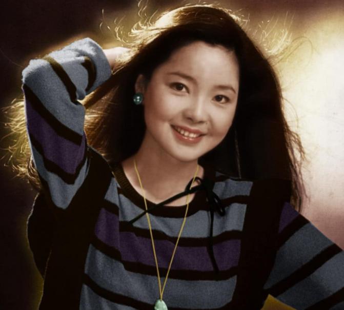 邓丽君坎坷爱情史,邓丽君的四段恋情和四首歌