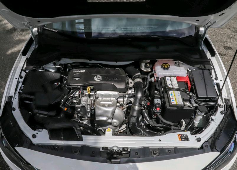 别克英朗2021精英1.5车主真实油耗,别克英朗最低价新车