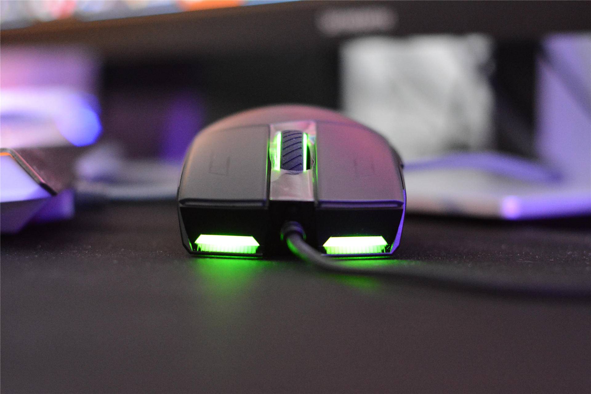 rog影刃2有线鼠标值不值得买,rog影刃2无线鼠标测评