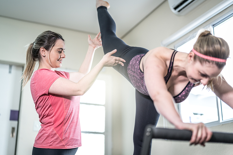 腿型不好看怎么减,八字臀x型腿怎么改善