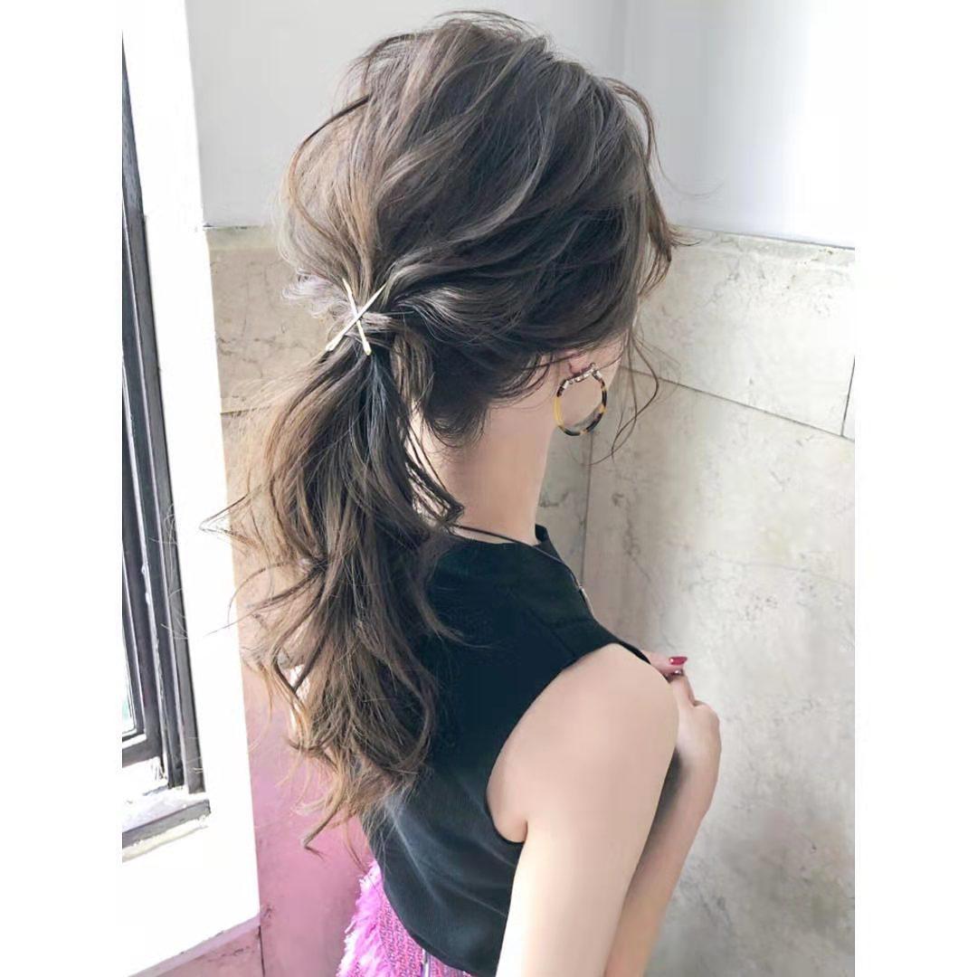 显脸小还减龄这6款发型超好看,适合脸小的秋冬的发型