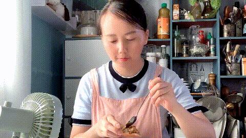 九月份的螃蟹怎么吃好吃,这个季节的螃蟹个个肥美好吃